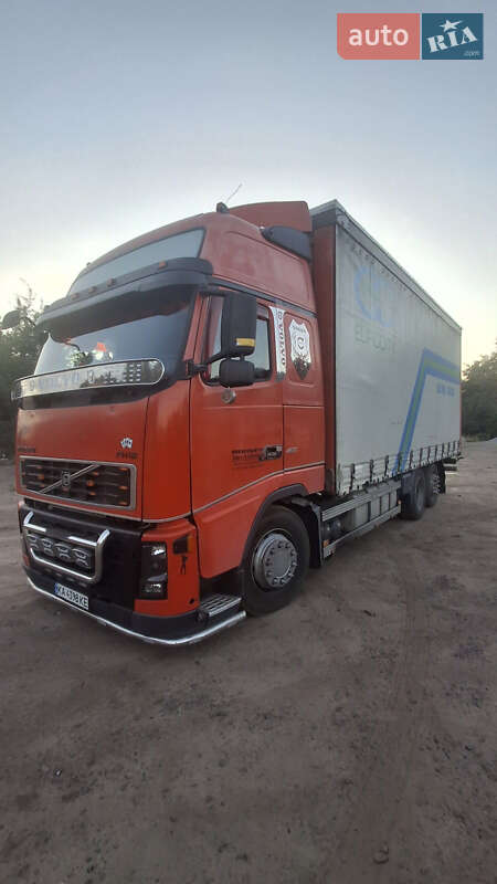 Тентованый Volvo FH 12 2005 в Ичне