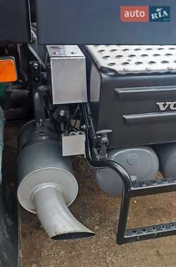 Тягач Volvo FH 12 2001 в 