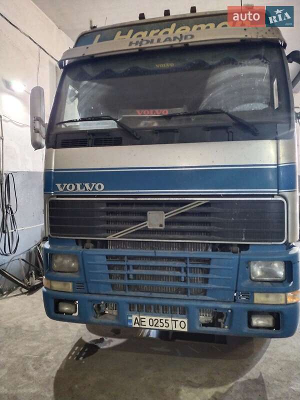 Тягач Volvo FH 12 1996 в 