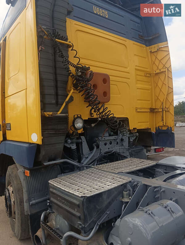 Другие грузовики Volvo FH 12 2001 в Синельниково