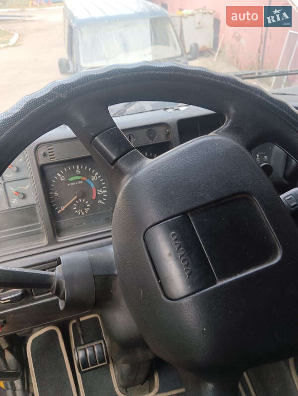 Другие грузовики Volvo FH 12 2001 в Синельниково