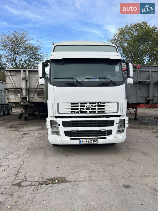 Тягач Volvo FH 12 2002 в Ізмаїлі фото 4 Тягач Volvo FH 12 2002 в Ізмаїлі