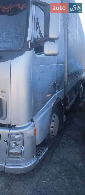 Тентований Volvo FH 12 2002 в Верховині фото 4 Тентований Volvo FH 12 2002 в Верховині