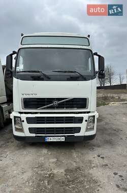 Тягач Volvo FH 12 2004 в Шепетівці