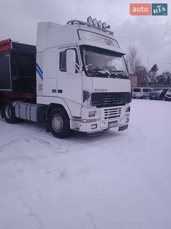 Тягач Volvo FH 12 2002 в Млинове