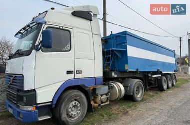 Самоскид Volvo FH 12 2001 в Снятині
