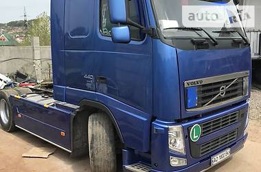 Тягач Volvo FH 13 2008 в Ужгороді