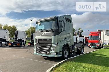 Тягач Volvo FH 13 2013 в Киеве