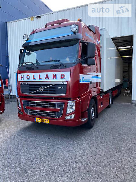 Тягач Volvo FH 13 2011 в Вараше