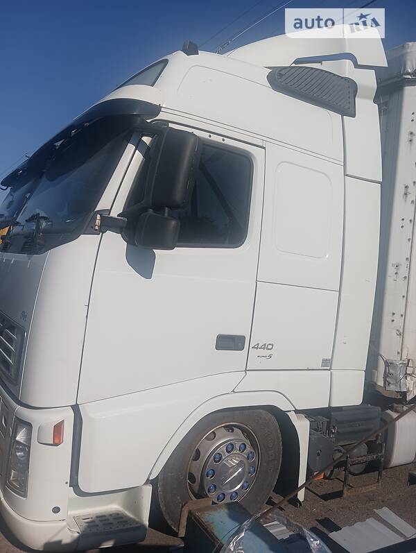 Тентований Volvo FH 13 2007 в Луцьку