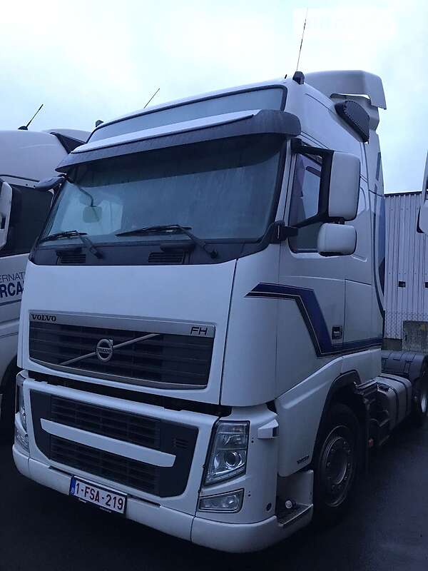 Тягач Volvo FH 13 2013 в Ивано-Франковске