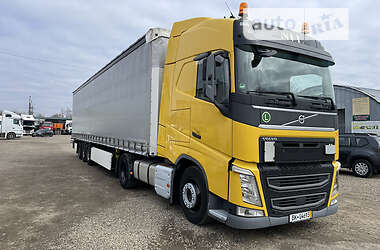 Тягач Volvo FH 13 2015 в Черновцах