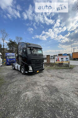 Тягач Volvo FH 13 2015 в Хусте