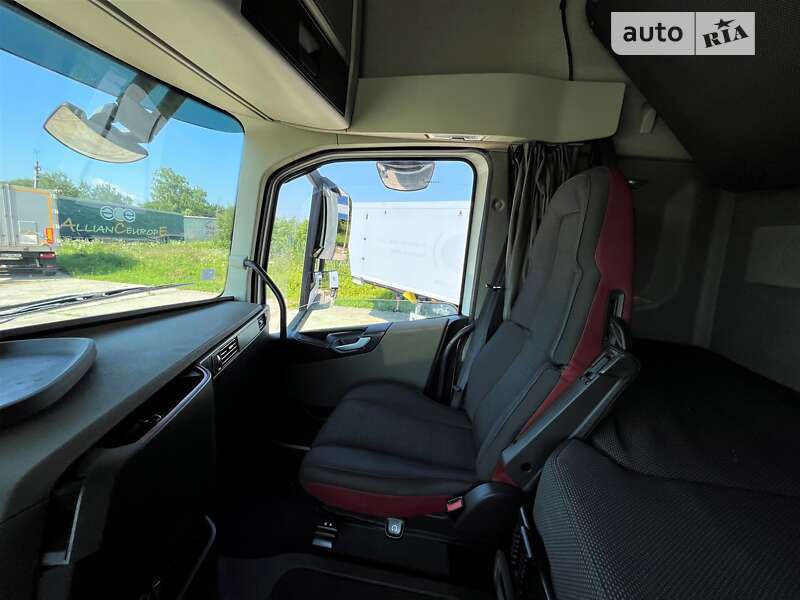 Тягач Volvo FH 13 2013 в Львові фото 26 Тягач Volvo FH 13 2013 в Львові