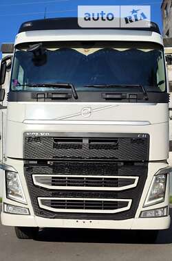 Тягач Volvo FH 13 2015 в Ровно