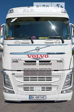 Тягач Volvo FH 13 2014 в Рокитном