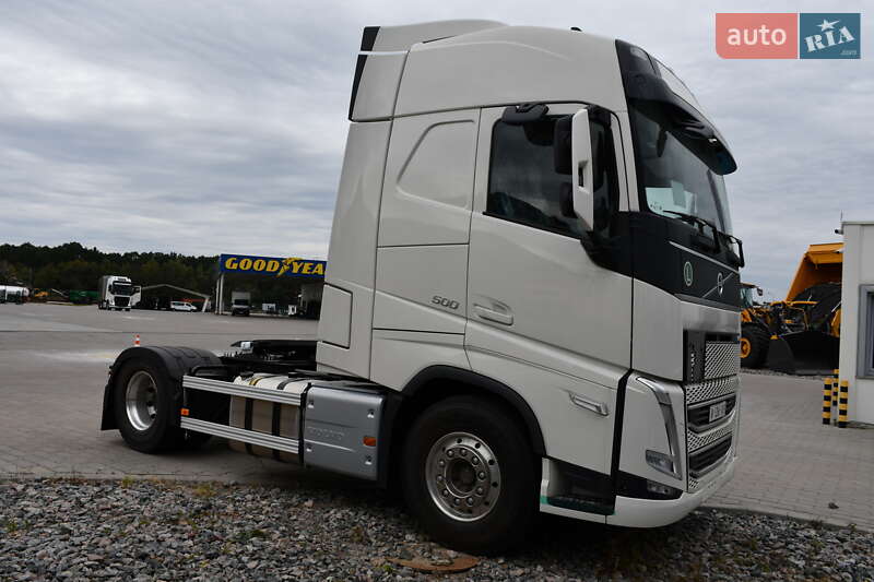 Тягач Volvo FH 13 2023 в Киеве фото 4 Тягач Volvo FH 13 2023 в Киеве