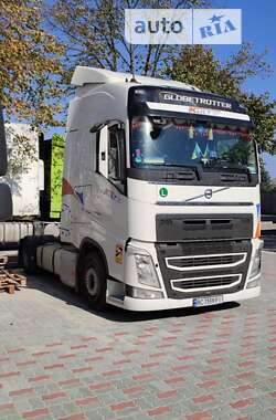 Тягач Volvo FH 13 2015 в Львові