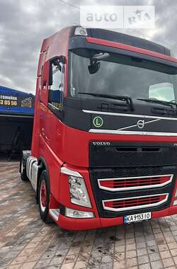 Зерновоз Volvo FH 13 2014 в Києві