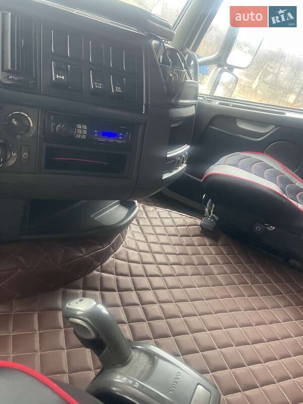 Тягач Volvo FH 13 2010 в Тячеві