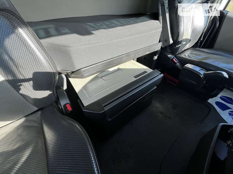 Бензовоз Volvo FH 13 2017 в Львові