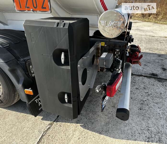 Бензовоз Volvo FH 13 2017 в Львові