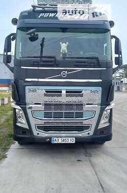 Тягач Volvo FH 13 2013 в Харькове
