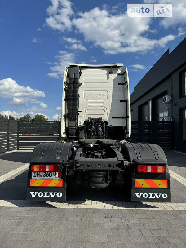 Тягач Volvo FH 13 2016 в Вараше