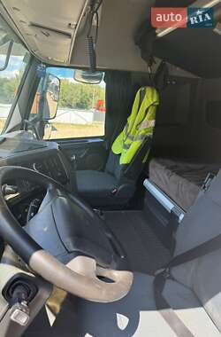 Тягач Volvo FH 13 2012 в 