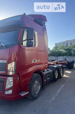 Тягач Volvo FH 13 2009 в Черноморске