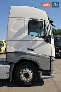 Тягач Volvo FH 13 2017 в  фото 25 Тягач Volvo FH 13 2017 в