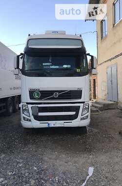 Тягач Volvo FH 13 2011 в Ужгороді