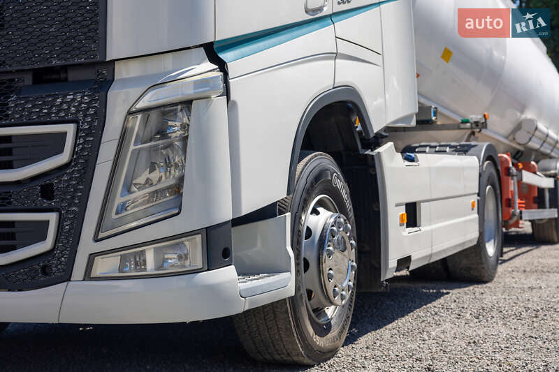 Тягач Volvo FH 13 2015 в Львове