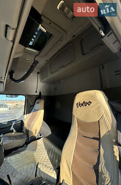 Тягач Volvo FH 13 2011 в Вараше