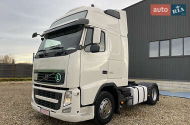 Тягач Volvo FH 13 2010 в 