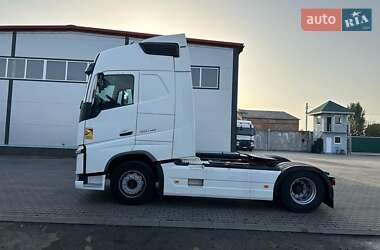 Тягач Volvo FH 13 2015 в Луцке