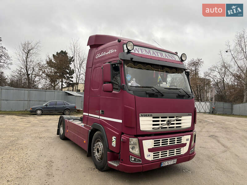 Тягач Volvo FH 13 2009 в 