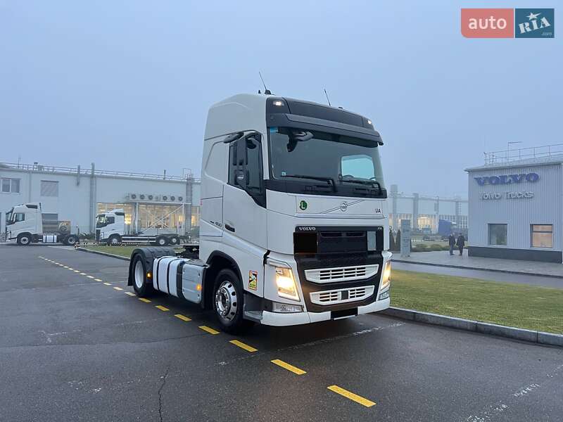 Тягач Volvo FH 13 2017 в Киеве