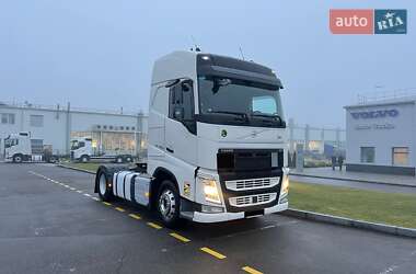 Тягач Volvo FH 13 2017 в Киеве