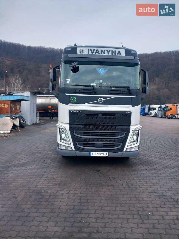 Тягач Volvo FH 13 2015 в Межгорье