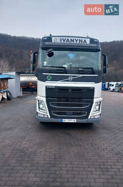 Тягач Volvo FH 13 2015 в 