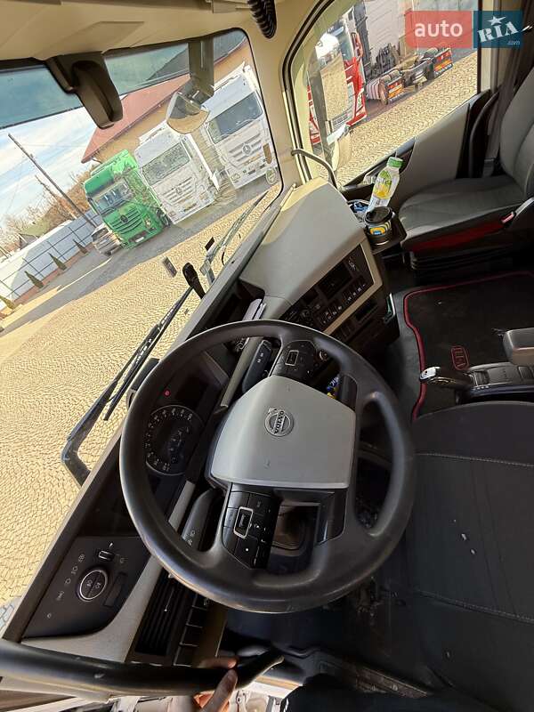 Тягач Volvo FH 13 2015 в Иршаве