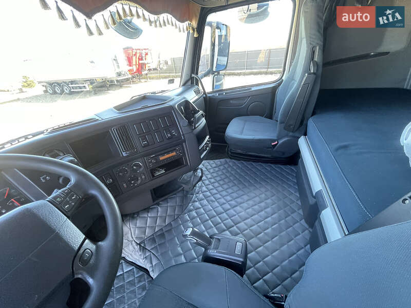 Тягач Volvo FH 13 2011 в Долине