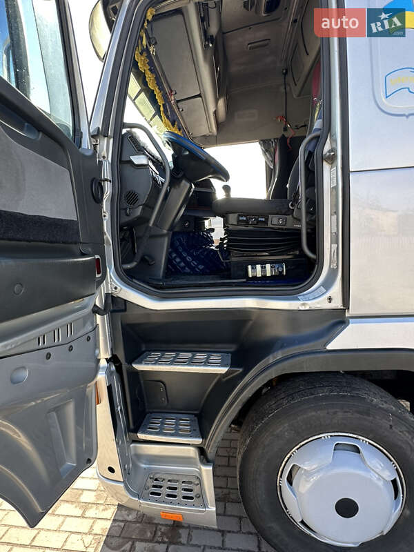 Тягач Volvo FH 13 2005 в Рокитном