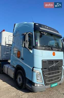 Тягач Volvo FH 13 2016 в  фото 2 Тягач Volvo FH 13 2016 в