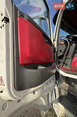 Зерновоз Volvo FH 13 2008 в 