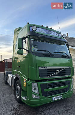 Тягач Volvo FH 13 2010 в 