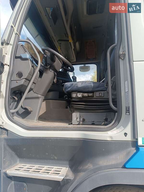 Тягач Volvo FH 13 2006 в Львові