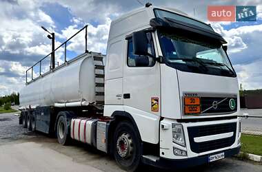 Бензовоз Volvo FH 13 2013 в 