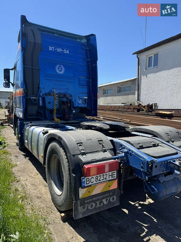 Тягач Volvo FH 13 2008 в Золочеві